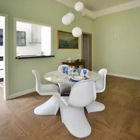 Just My House * Ρώμη